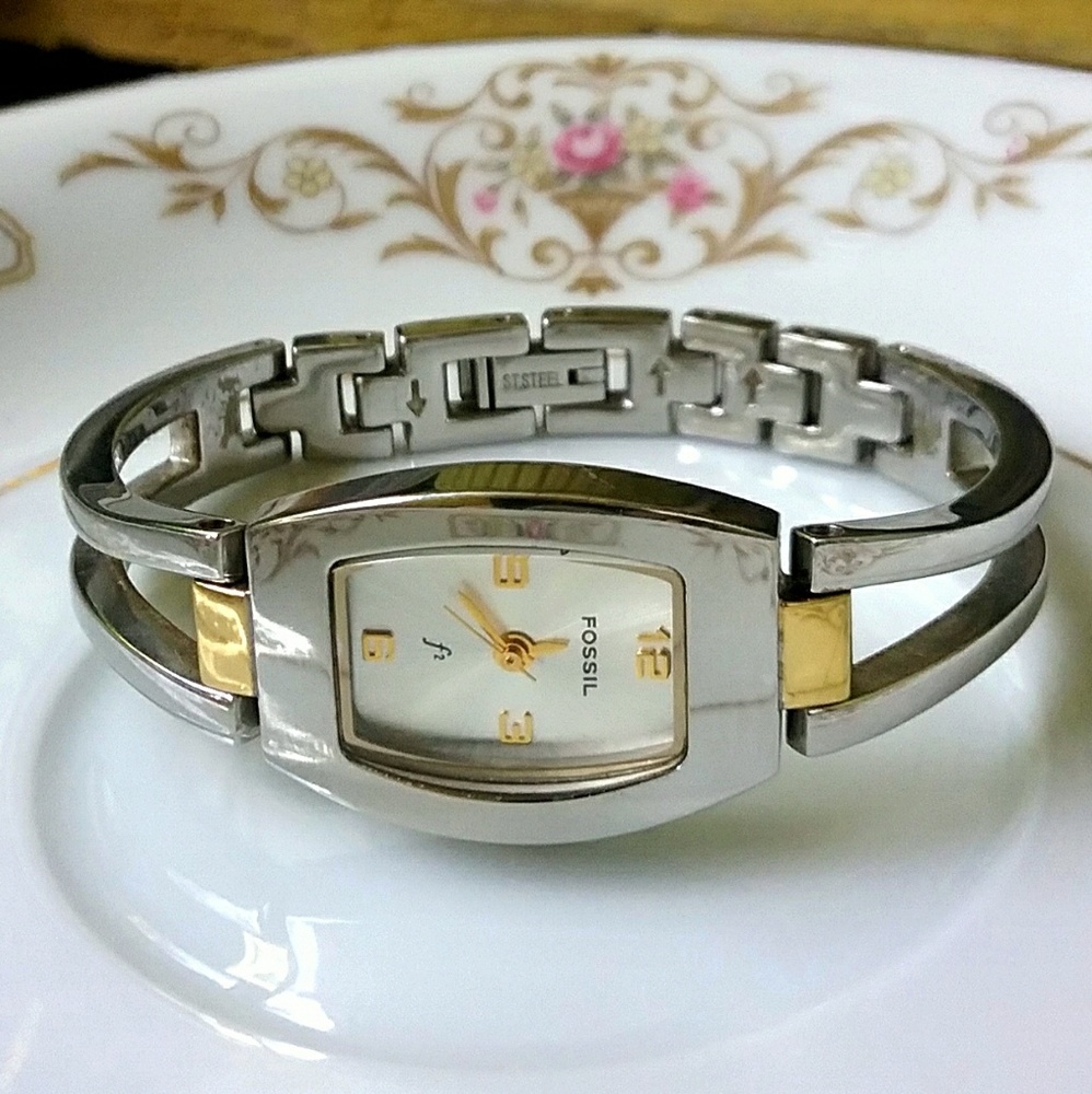 Lovely F2 Fossil Watch- Stainless Steel- Like New